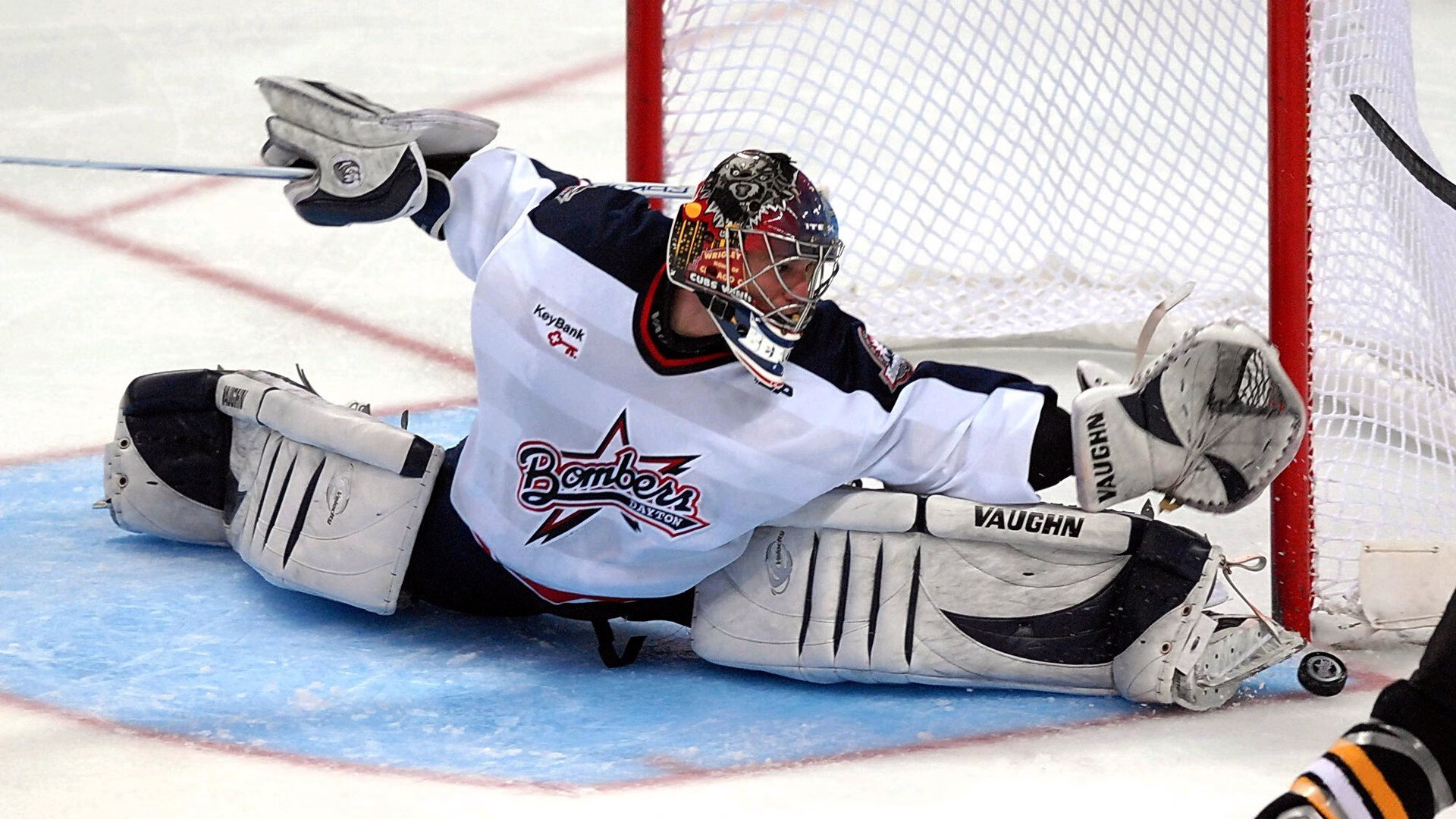 体育新闻中心推动体育内容跨境合作与交流计划，体育文化新闻